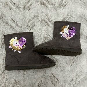 Gray girls winter boots size 1